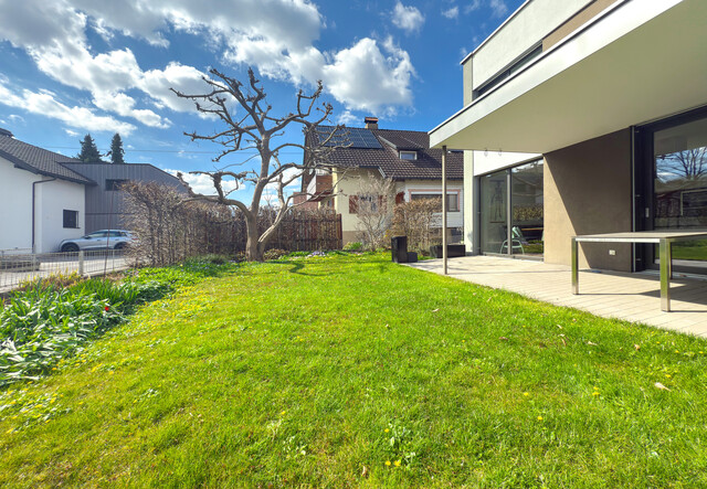 VERKAUFT - Durchdachte Architektur mit Geschmack und Stil