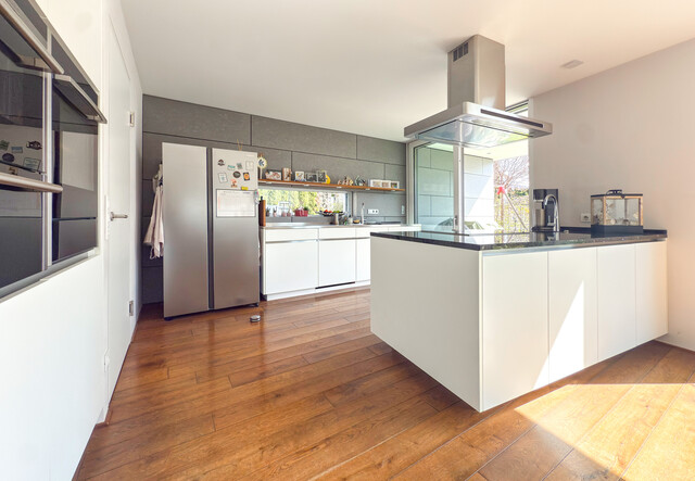 VERKAUFT - Durchdachte Architektur mit Geschmack und Stil