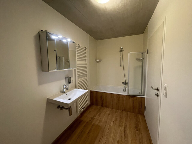 Modernes Reihenhaus mit traumhaftem Balkon mit traumhaftem Bergblick in ruhiger Lage