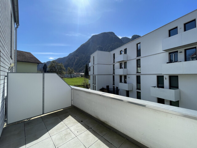 Modernes Reihenhaus mit traumhaftem Balkon mit traumhaftem Bergblick in ruhiger Lage