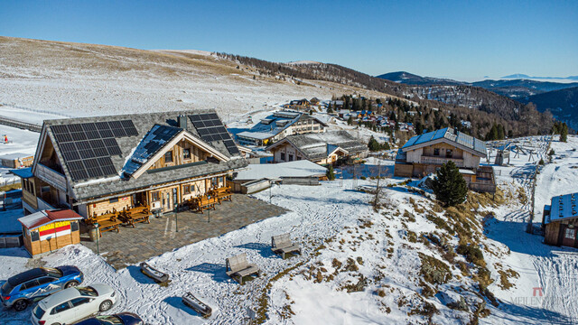 Neuwertiges Chalet Dorf mit Alm-Gasthof in bester Lage am Falkert - direkt neben der "Heidi-Alm"
