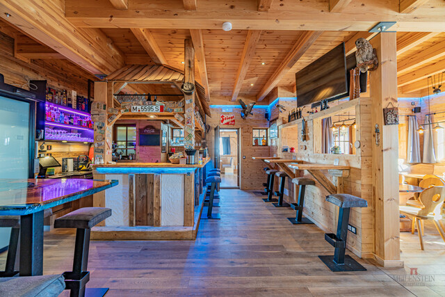 Neuwertiges Chalet Dorf mit Alm-Gasthof in bester Lage am Falkert - direkt neben der "Heidi-Alm"