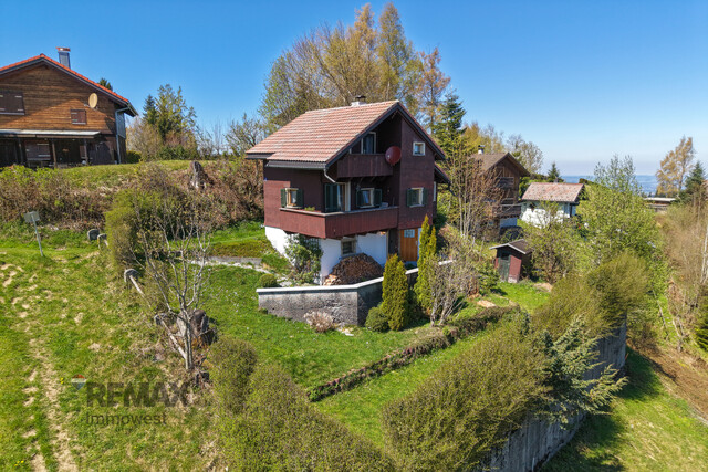 Ferienhaus am Pfänder – Rückzugsort mit Panorama, Ferienwidmung und Vermietungspotenzial