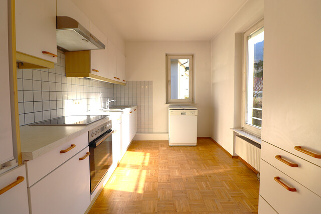 Gepflegte 3-Zimmer-Wohnung mit Eigengarten, Garagenbox & Keller in Feldkirch-Tisis