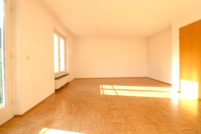 Gepflegte 3-Zimmer-Wohnung mit Eigengarten, Garagenbox & Keller in Feldkirch-Tisis