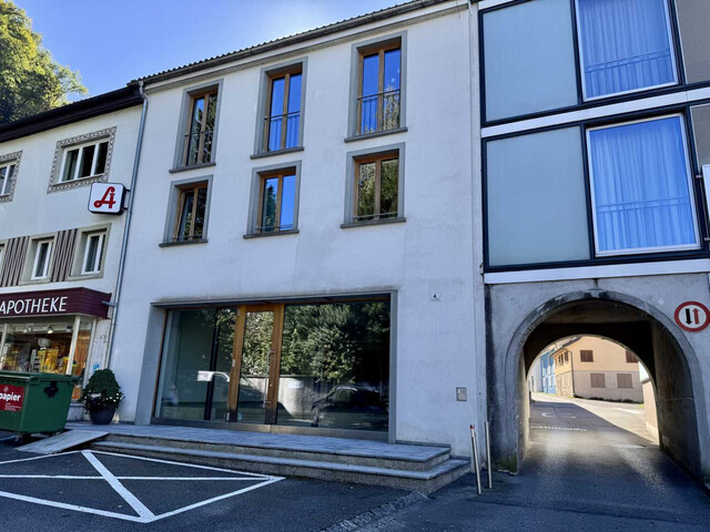 Attraktives Geschäftslokal am Schlossplatz