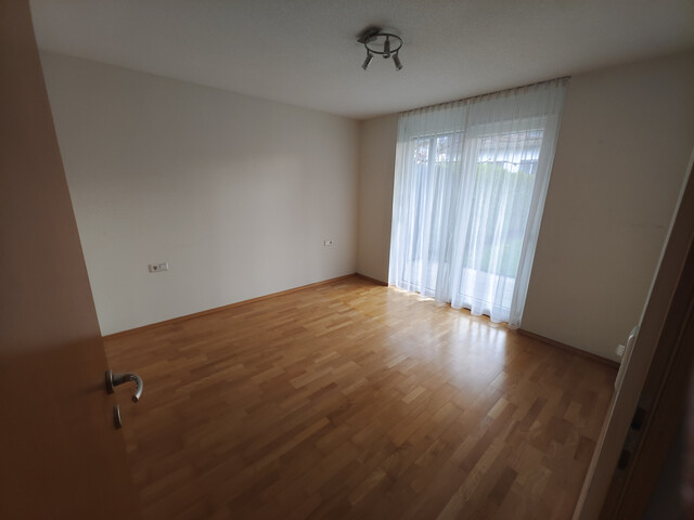 2-Zi Gartenwohnung mit Terrasse & Garage in Tosters