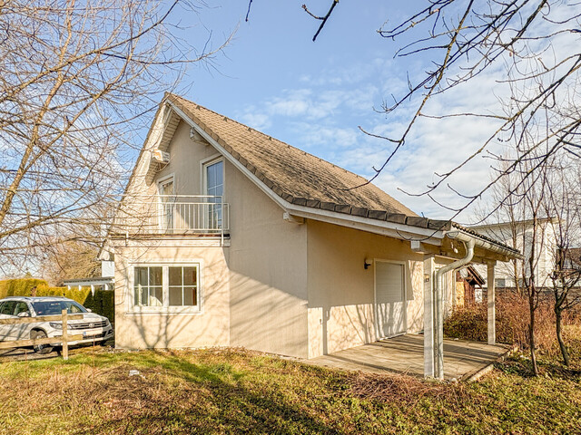 Renovierungsbedürftiges Einfamilienhaus mit Potenzial in sonniger Lage