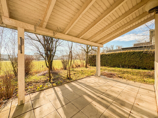 Renovierungsbedürftiges Einfamilienhaus mit Potenzial in sonniger Lage