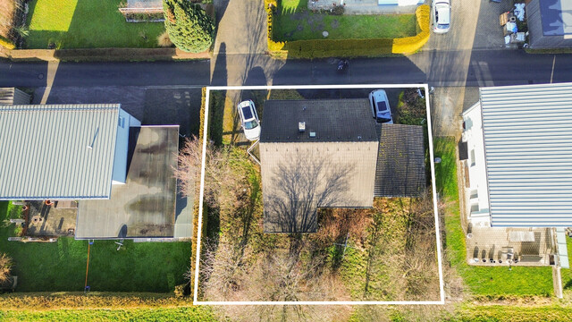 Renovierungsbedürftiges Einfamilienhaus mit Potenzial in sonniger Lage