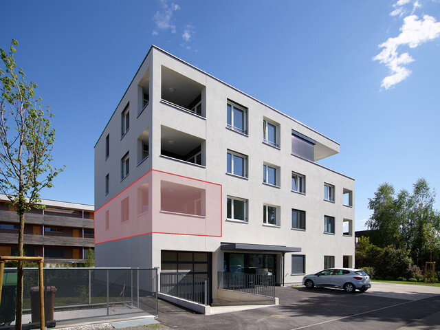 Helle 3-Zimmer-Wohnung mit Loggia, Einbauküche und Lift in Hard