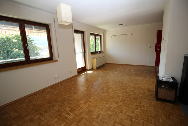 Bestens eingeteile 4 Zimmer-Dachgeschoßwohnung  inkl. Tiefgarage - provisionsfrei