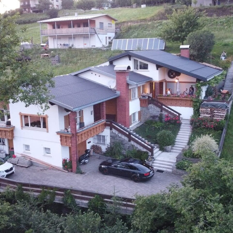 Traumhaftes Anwesen mit 2 sep. Häusern - 314 m² Wnfl.