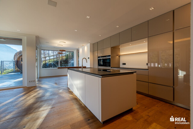 Pure Exklusivität am Blasenberg!