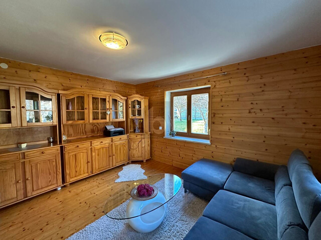 GANZTÄGIG SONNE ? RUHIGES WOHNEN MIT PANORAMA-BALKON