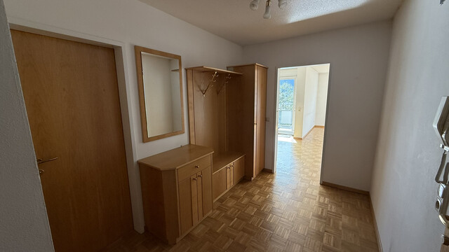 4,5-Zimmer-Wohnung mit Balkon in Grünlage - provisonsfrei