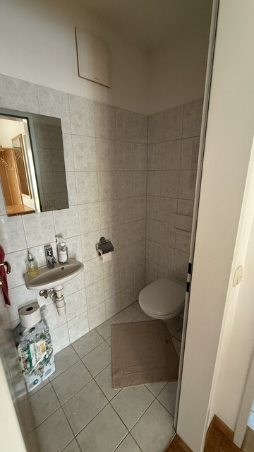 4,5-Zimmer-Wohnung mit Balkon in Grünlage - provisonsfrei