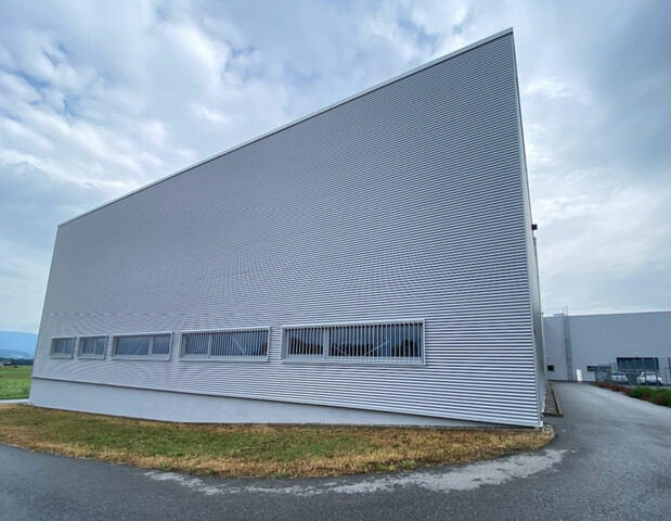 1400 m² Hallen- und Logistikfläche im Gewerbegebiet Weiler