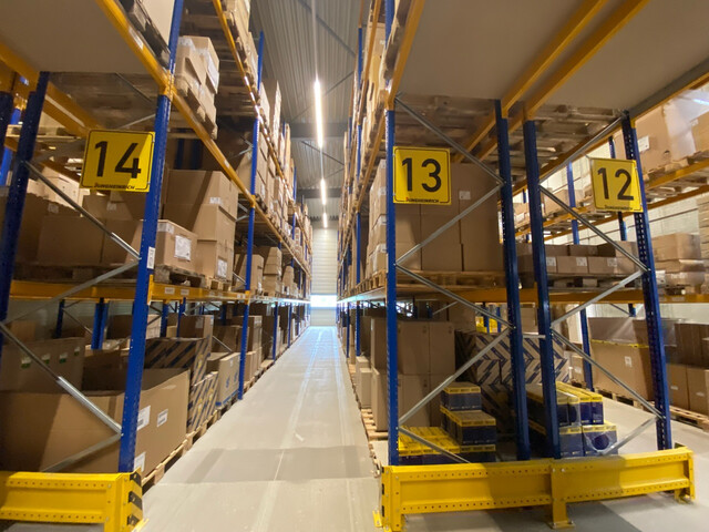 1400 m² Hallen- und Logistikfläche im Gewerbegebiet Weiler