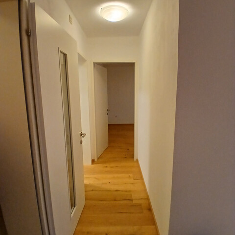 Renovierte 2-Zimmer-Wohnung mit Balkon in Top-Lage!