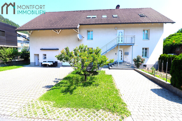 Mehrfamilienhaus mit drei Wohneinheiten, Garten und vielseitigem Entwicklungspotenzial!