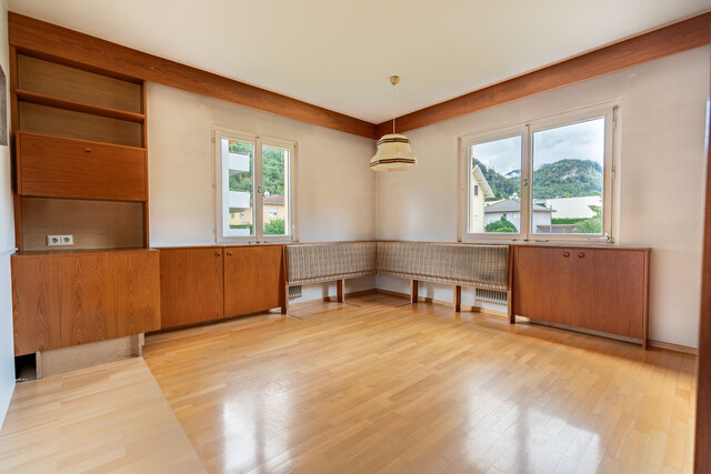 Für Handwerker mit Ausbauqualitäten - Wohnhaus mit 2 Wohnungen und zusätzlichem Bauplatz