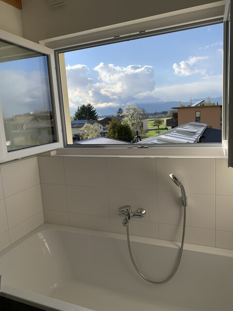 Schöne 3 Zimmer Wohnung mit Penthouse Feeling