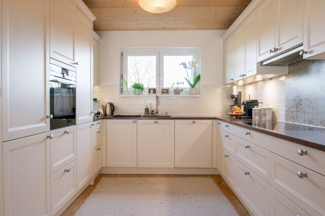 Ruhige, stilvolle Doppelhaushälfte privat zu vermieten