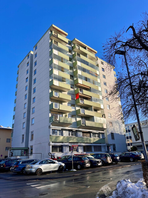 Lichtdurchflutete 3,5-Zimmer-Wohnung in Bestlage