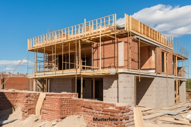 Rohbau-Haus mit Terrasse & Doppelgarage - Ihr Ausbau-Projekt