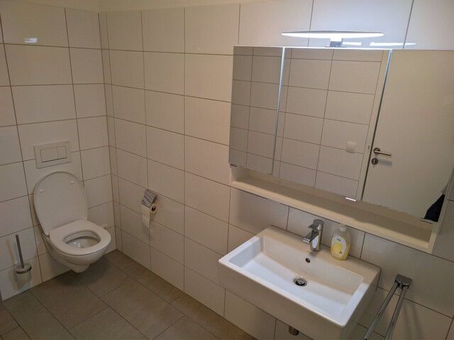 Moderne 3-Zimmer-Wohnung im Obergeschoss mit großem Balkon und stilvoller Ausstattung in Bludenz – Neubau 2018