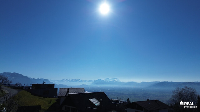Panorama-Grundstück in Bildstein bereits erschlossen!