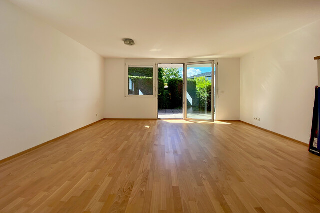 "ohne Provision" helle 2 Zimmer Terrassenwohnung 