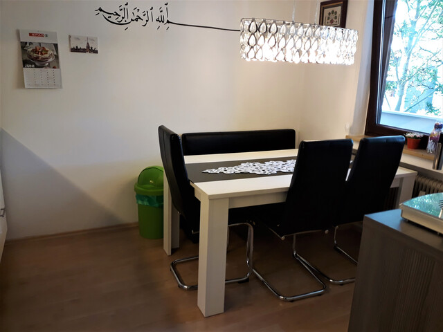 gepflegte 3 1/2 Zimmerwohnung in Ortsmitte mit Tiefgaragenplatz