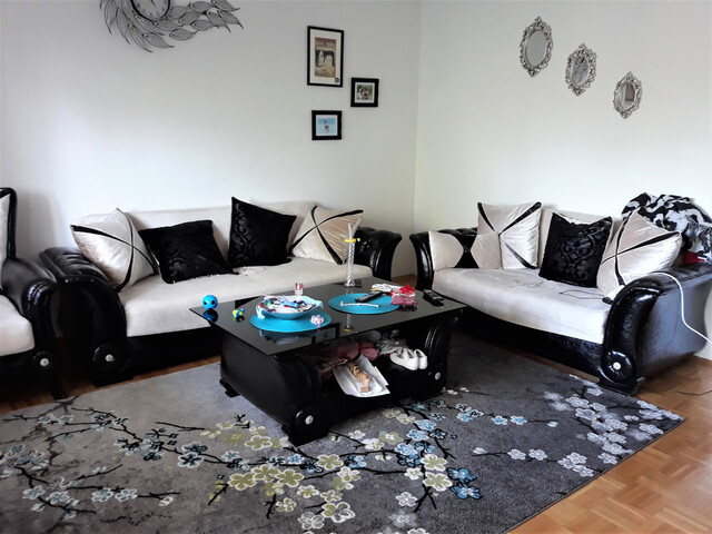 gepflegte 3 1/2 Zimmerwohnung in Ortsmitte mit Tiefgaragenplatz