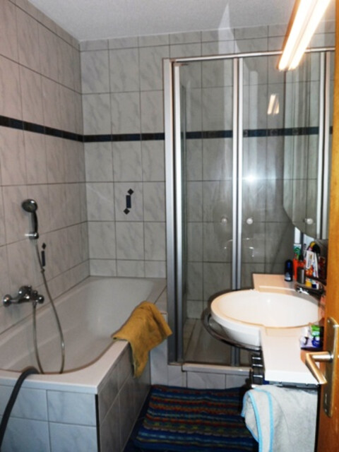 gepflegte 3 1/2 Zimmerwohnung in Ortsmitte mit Tiefgaragenplatz