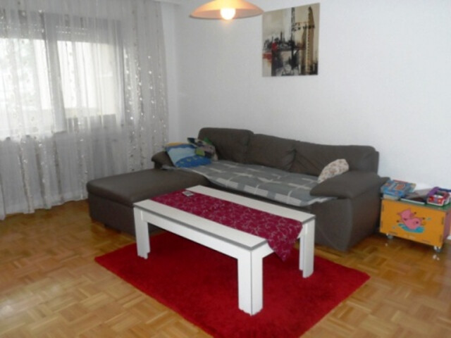 gepflegte 3 1/2 Zimmerwohnung in Ortsmitte mit Tiefgaragenplatz