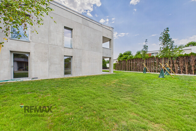 Moderne 3-Zimmer-Erstbezugswohnung mit privatem Garten, großen Fensterfronten und viel Tageslicht