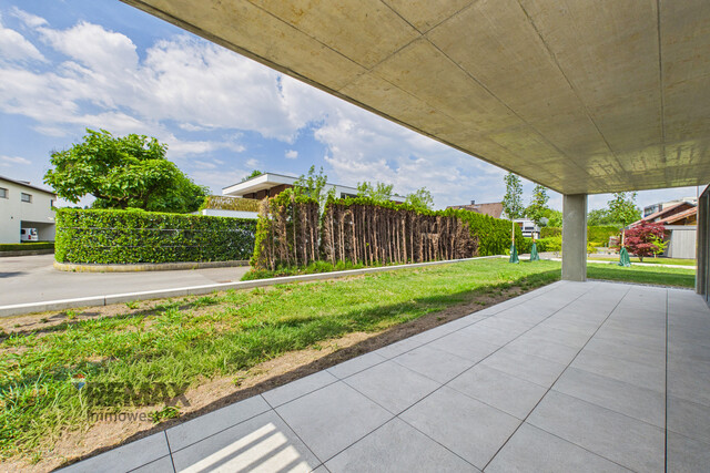 Moderne 3-Zimmer-Erstbezugswohnung mit privatem Garten, großen Fensterfronten und viel Tageslicht