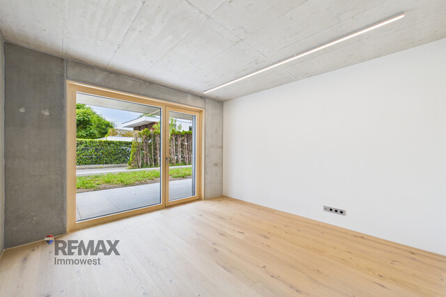 Moderne 3-Zimmer-Erstbezugswohnung mit privatem Garten, großen Fensterfronten und viel Tageslicht