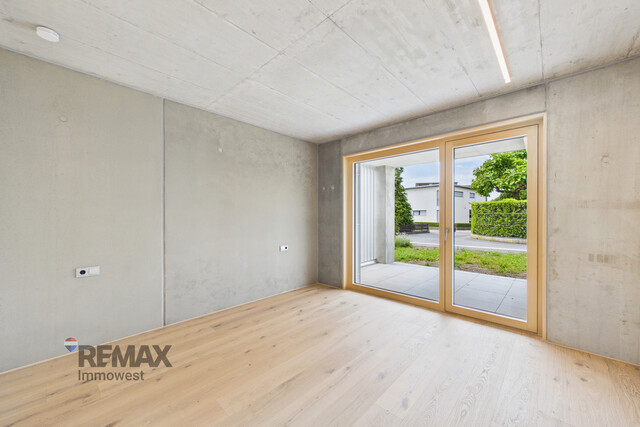 Moderne 3-Zimmer-Erstbezugswohnung mit privatem Garten, großen Fensterfronten und viel Tageslicht