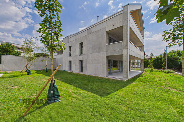 Moderne 3-Zimmer-Erstbezugswohnung mit privatem Garten, großen Fensterfronten und viel Tageslicht