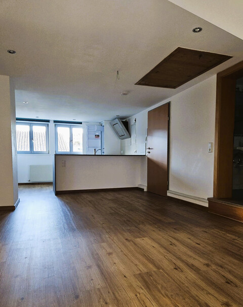 Koblach - Sanierte 4-Zimmer Dachgeschoß-Wohnung, Provisionsfrei