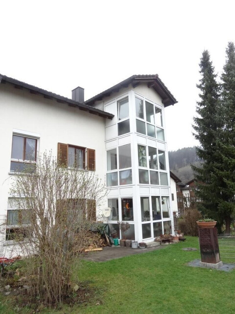 Gemütliche 2-Zimmerwohnung mit Wintergarten in Bludesch zu vermieten!