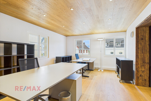 Think Big – Start Classy: Bürofläche mit Weitblick