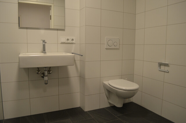 Schöne 2 Zimmerwohnung in Seenähe zu vermieten (verfügbar ab 1. Februar 2026)