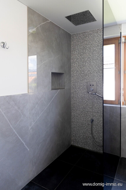 Einfamilienhaus mit Pool, Outdoor-Küche & Smart-Home-Komfort