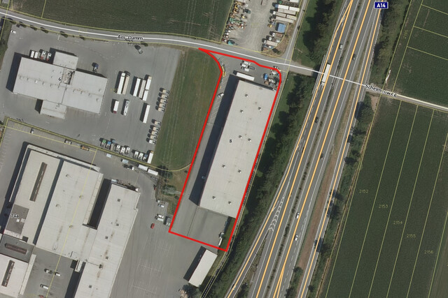 1.418 m² Lagerhalle – Direkt an der A14 gelegen, ideal für Ihre Logistik- und Lagerbedürfnisse