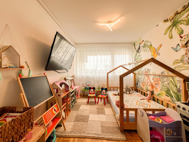 Modernisierte 3 1/2 Zimmerwohnung mit sonnigem Balkon