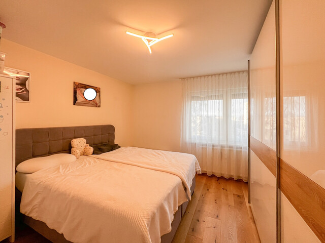 Modernisierte 3 1/2 Zimmerwohnung mit sonnigem Balkon
